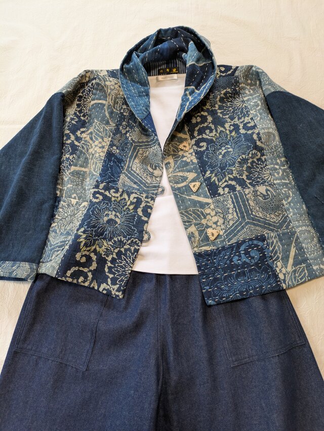古布リメイク 型染の刺し子ミニフードジャケット 古布 着物リメイク