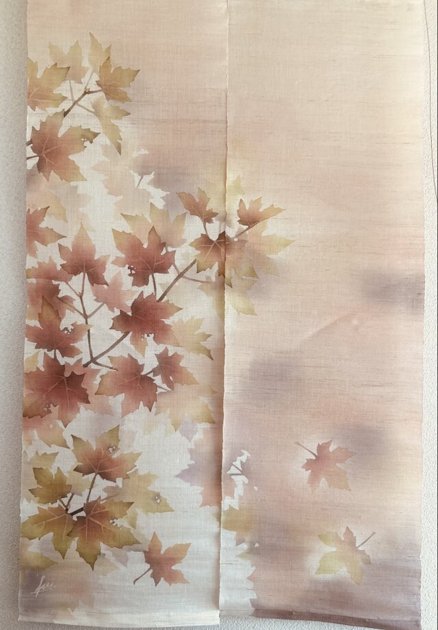 秋のれん　「楓」