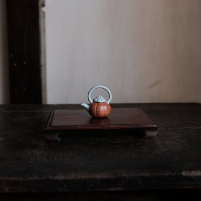 小ぶりで可愛い◆中国産　小ぶり陶器製ミニチュア急須　インテリアオブジェ　古民家　古道具　可愛い