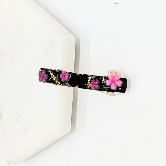 ピンクの花とゴールドのヘアバレッタ