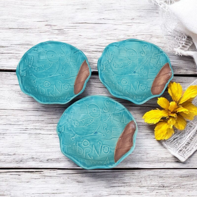 『火色トルコマット取り皿１』明るく、楽しく、美味しく！　2025