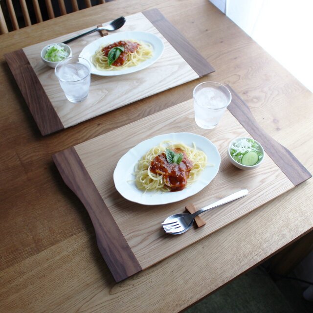 木製のランチトレイ