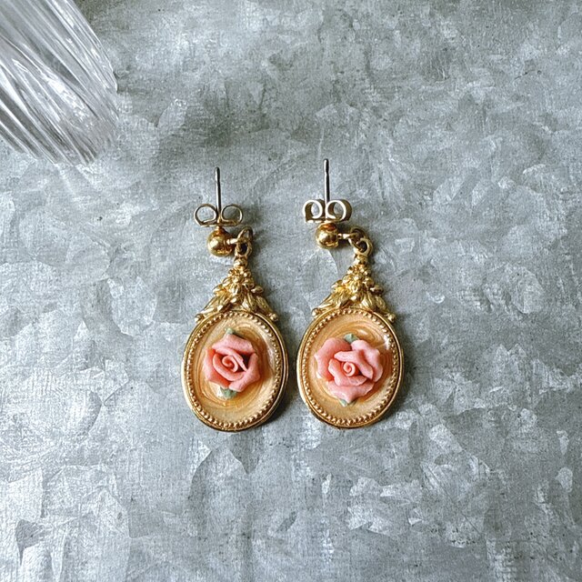 PA264-【 AVON 】エイボン・ヴィンテージピアス 1989 Victorian Rose