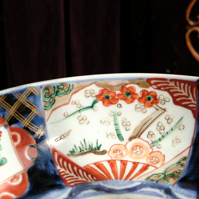 サマー特価¥5200→¥3300】草花と蝶々◇鮮やかな色合い。伊万里