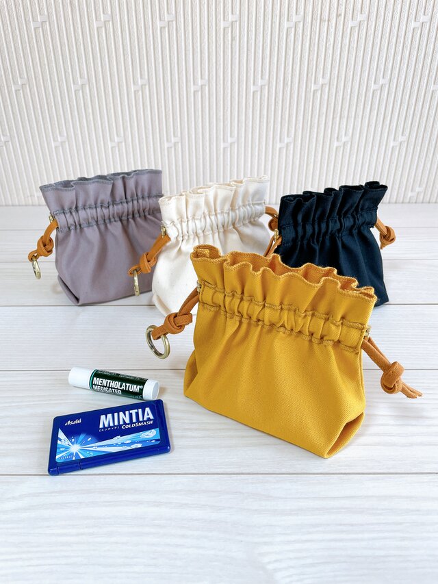 倉敷帆布　フリルバネポーチ マチ広　小物収納　自立　マルチポーチ　巾着　　カラビナ付き