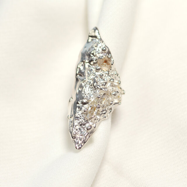 【受注生産】イヤカフ一点もの「SV950×オイルインクォーツ」