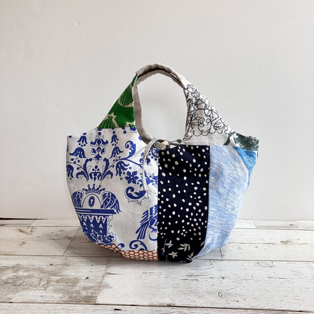 小さなふっくらバッグ　ブルー系