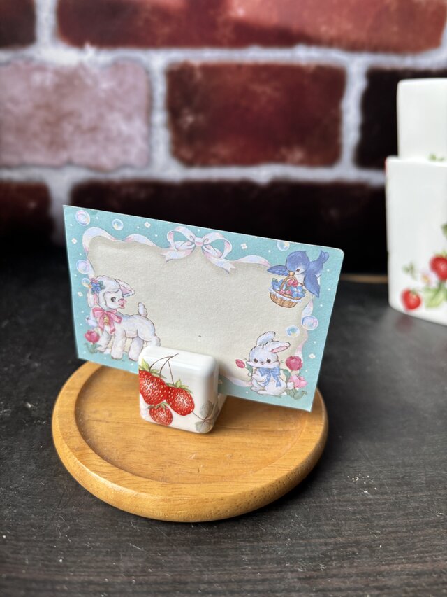 いちご　カードandペン立て