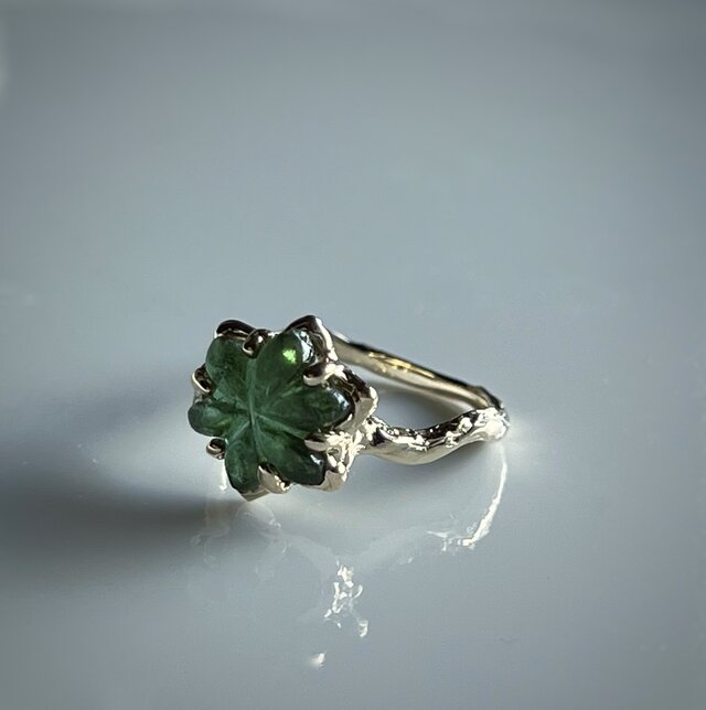 フラワーカービンググリーントルマリンリング / k10 | iichi 日々の