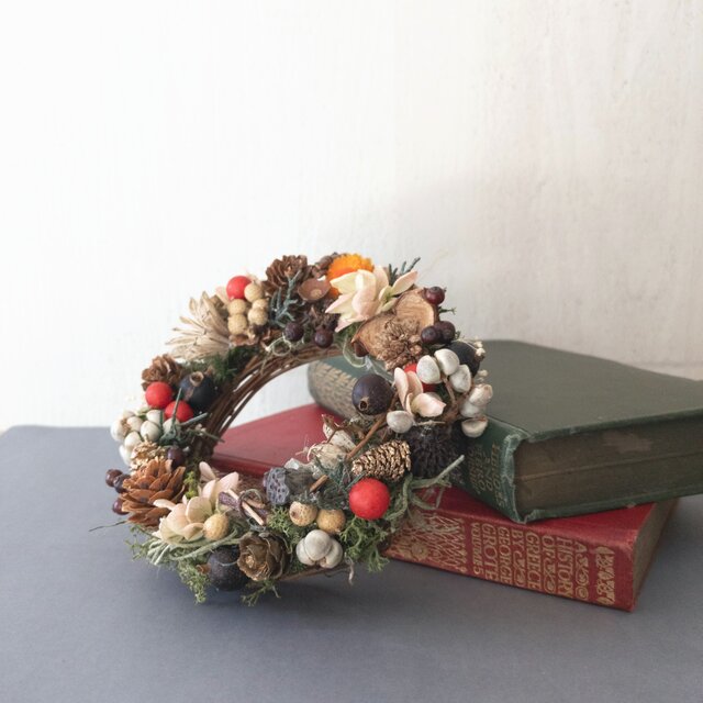 森の木の実のリース（鮮やかver.） ドライフラワー 秋冬のコピー