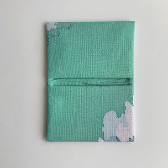 ろうけつ染カード入れ | iichi 日々の暮らしを心地よくする