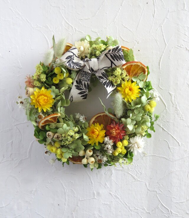 Vitamin supplementation wreath