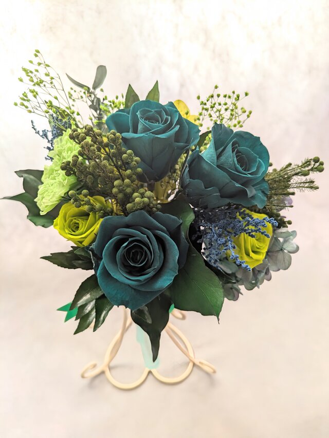 【爽やかな青とグリーンキャンバスアレンジ】新品ハンドメイド　プリザーブド プリザーブドフラワーさわやかな森の香り漂うフレグランス花束