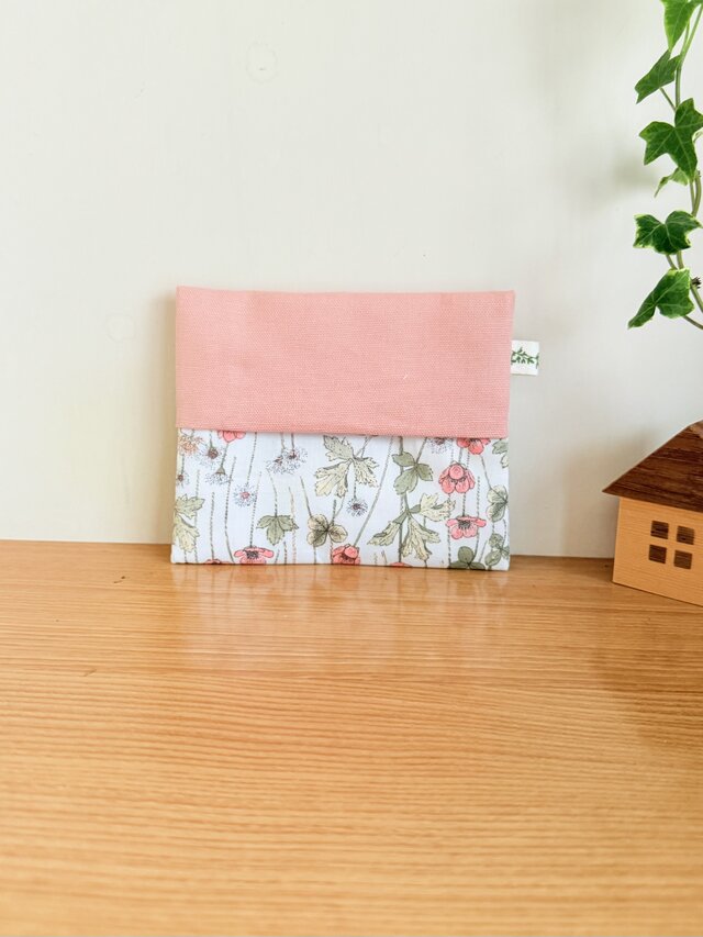 b*ハンドメイド　ポケットティッシュポーチ　b*g ポケットティッシュポーチ*リバティジュセフィンズガーデン | iichi