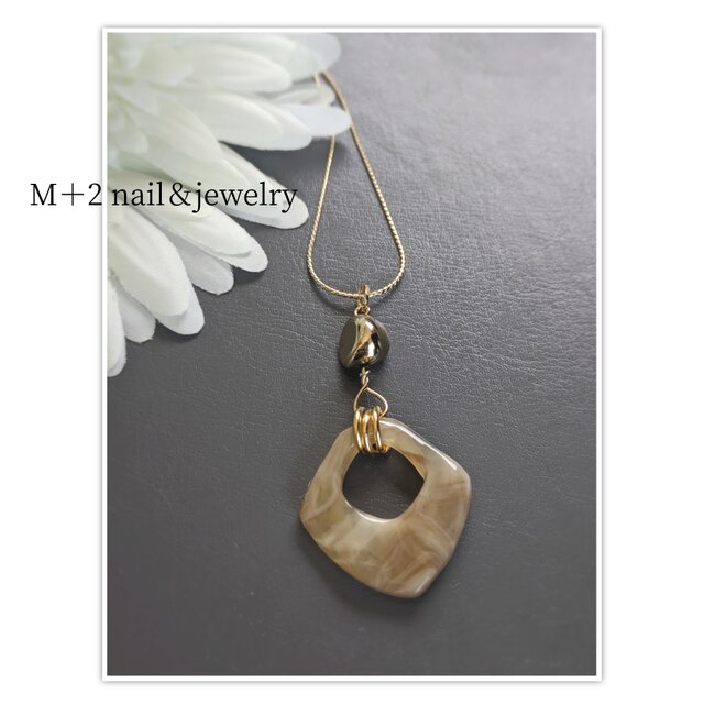 送料無料◇Autumnカラー　ロングネックレス