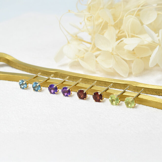 K18 ペリドット ピアス CK057CIBSN | iichi 日々の暮らしを心地よく