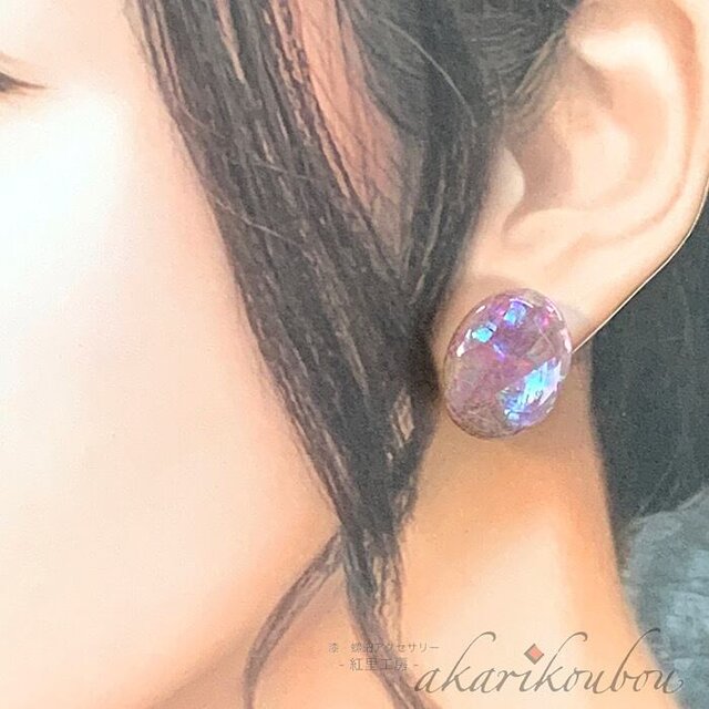 sv925】螺鈿イヤリング 薄桃色螺鈿 オーバル 漆アクセサリー：大きめ