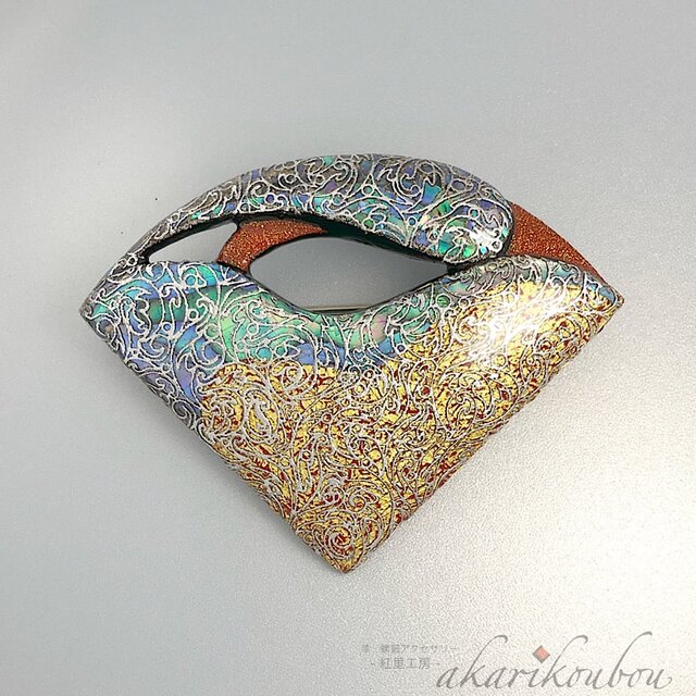金沢箔 螺鈿ブローチ 青貝螺鈿 純金箔 プラチナ箔 漆アクセサリー：伝統工芸 金沢漆器 金箔ジュエリー
