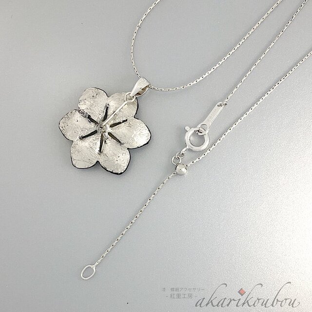 sv925】螺鈿ペンダント 黒蝶貝螺鈿 六弁花 純金箔 プラチナ箔