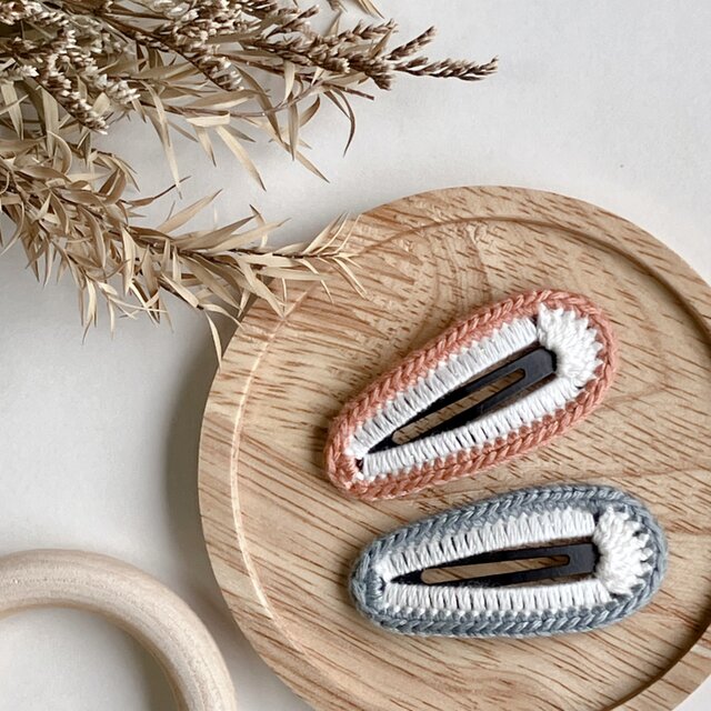 かぎ針編みのヘアピン　ベーシックカラー2コセット　オールドローズandシルバーグレー