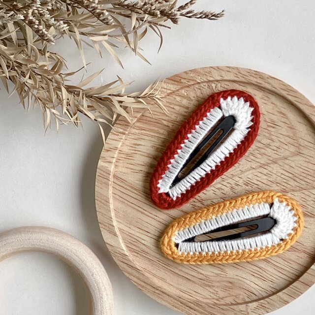 かぎ針編みのヘアピン　ベーシックカラー2コセット　こっくりボルドーandこっくりマスタード