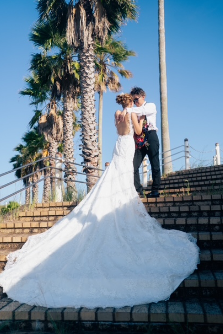 実例写真！ウェディングドレス キャミソール 贅沢な総レース 華やかな