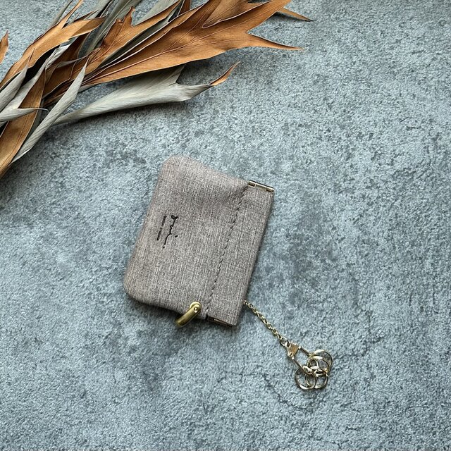 バネ口キーケース 〝slim 〞〖受注制作〗BABELE | iichi 日々の