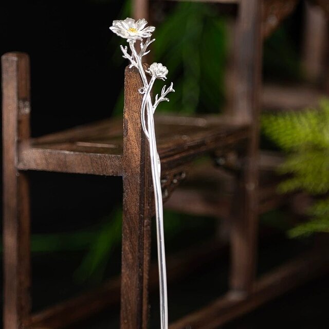 コスモスのかんざし - まるで本物の花が咲いている K185 | iichi 日々