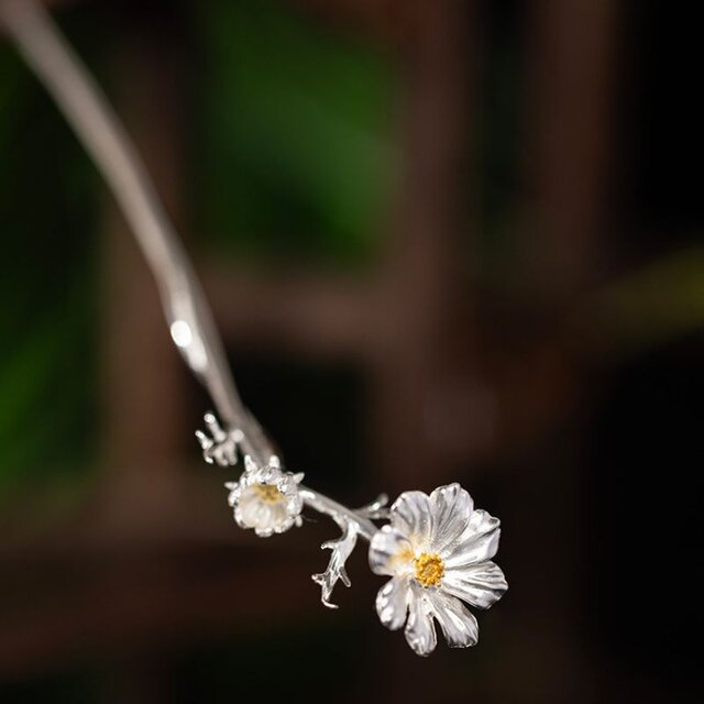 コスモスのかんざし - まるで本物の花が咲いている K185 | iichi 日々