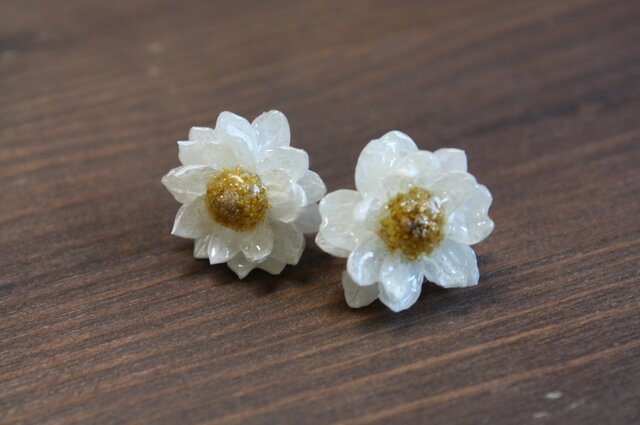 【再販】hayashi様ご予約品 花かんざしのピアスの画像1枚目