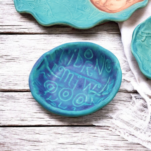 『火色トルコマット小皿1』明るく、楽しく、美味しく！　2025