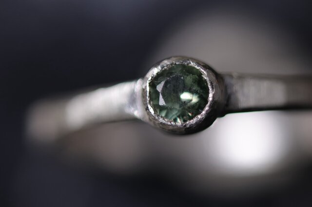 10k グリーンサファイアリング11号 10k グリーンサファイアリング11号 K10/1点物】グリーン