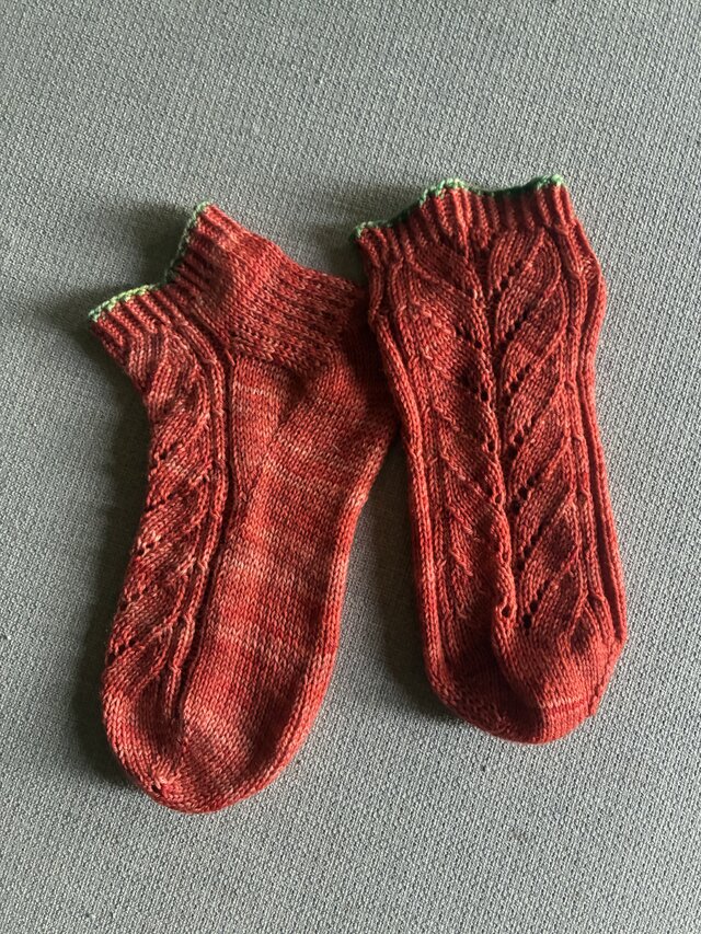 No.1554 手染め毛糸の手編み靴下