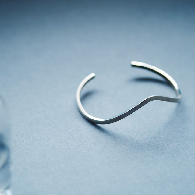 ▫️訳あり価格▫️美品Natural curve bangle Wave Bangle | Nominal