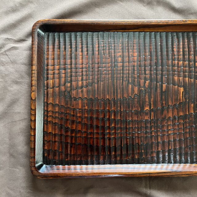 桂　黒漆我谷盆　折敷 桂黒漆我谷盆(かつらくろうるしわがたぼん) 約350mm✖️318mm