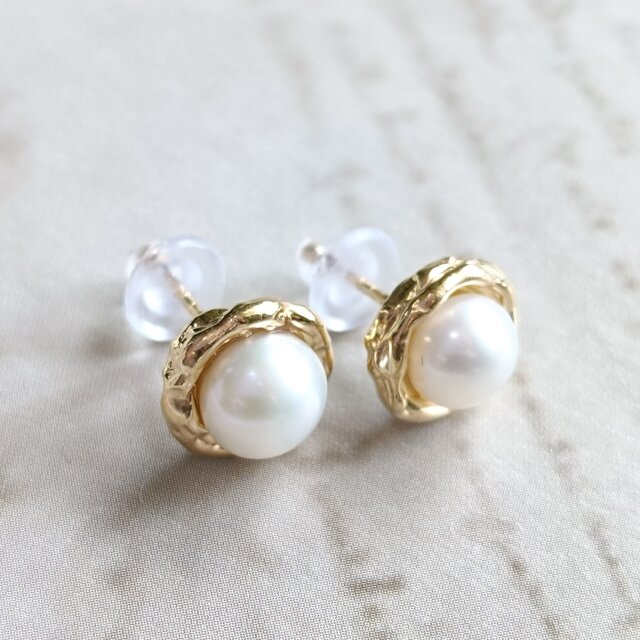 SV925／k18GP］Hakuju-白珠- パール 真珠 ピアス 鎚目 フレーム