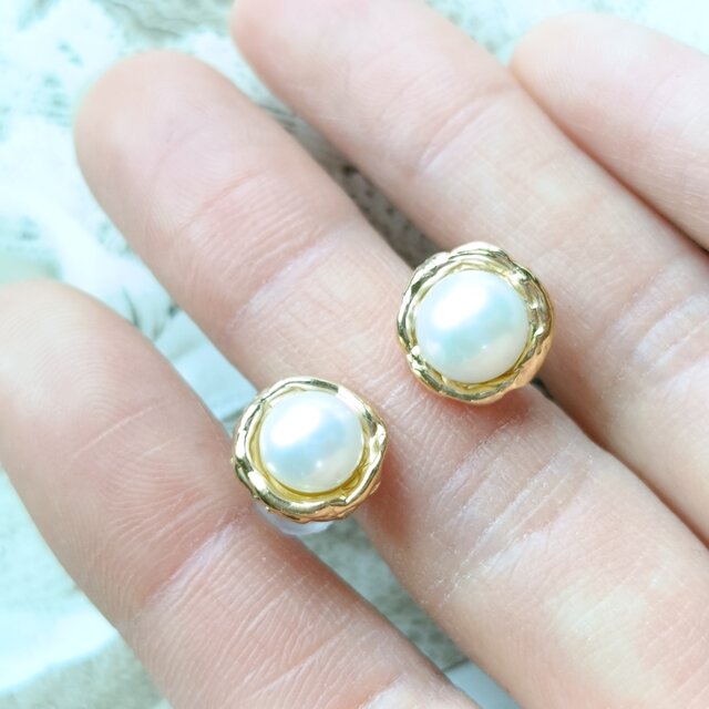 SV925／k18GP］Hakuju-白珠- パール 真珠 ピアス 鎚目 フレーム 額縁