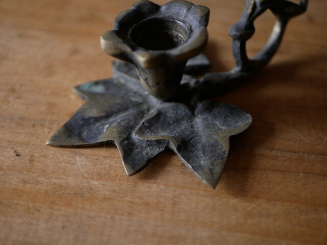 アイビー キャンドルホルダー フランスアンティーク ブロカントのある