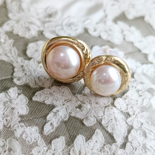 SV925／k18GP Ouju-桜珠- パール 真珠 桜貝 ピアス 鎚目 フレーム 額縁