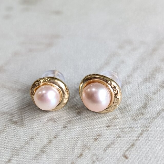 SV925／k18GP Ouju-桜珠- パール 真珠 桜貝 ピアス 鎚目 フレーム 額縁