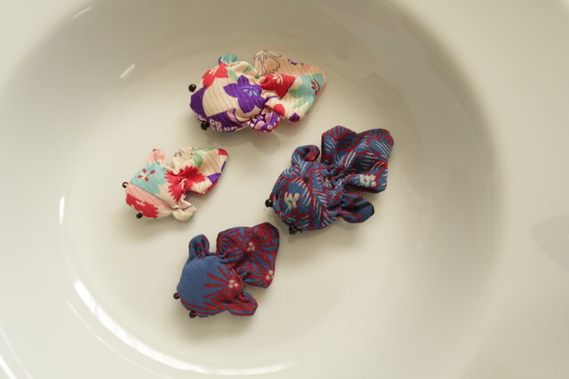 富貴金魚 2個セット 銅器 文房具 茶道具 重厚 極細工 工芸品 美術品 置物 4570147588717-2.jpg
