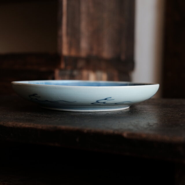 芸術的な雲の絵付け◇伊万里 染付中皿 骨董・antiques 器 丁寧な暮らし