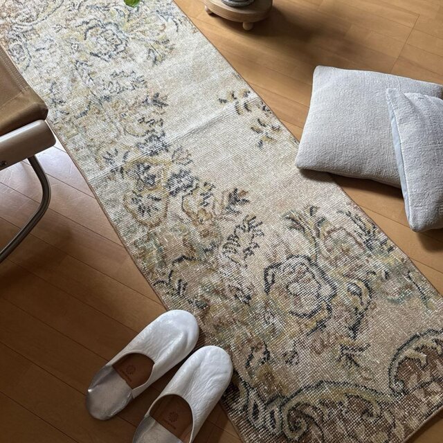 54×165 ロングランナーラグ ベージュボタニカル トルコ