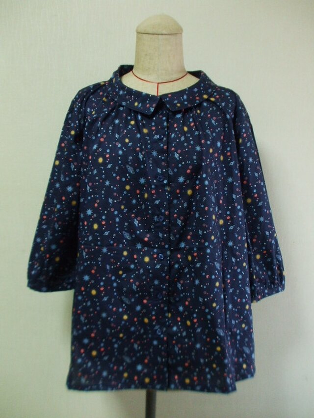 【ラスト１】リバティタナローン　ニコ(Niko) 小さいショールカラーのブラウス 着丈６６cm M~LLサイズ