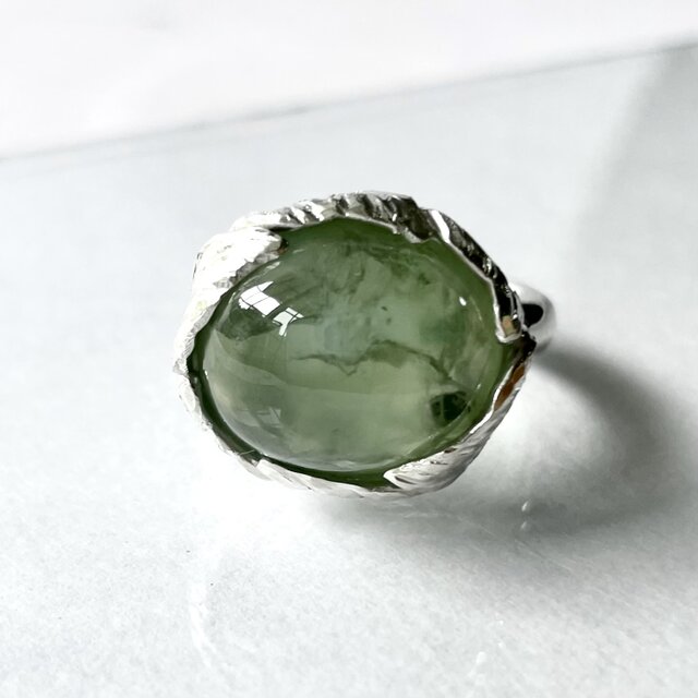 プレナイトのボタニカルリング