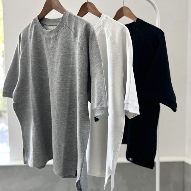 付属品完備Subculture ラグランスリーブシャツ ブラック&ホワイト ２ 01716770250-e1.jpg?ts=