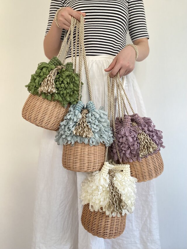 1点在庫あり】「ブルー」籐とかぎ針編みのバッグMeggBag poche /かご