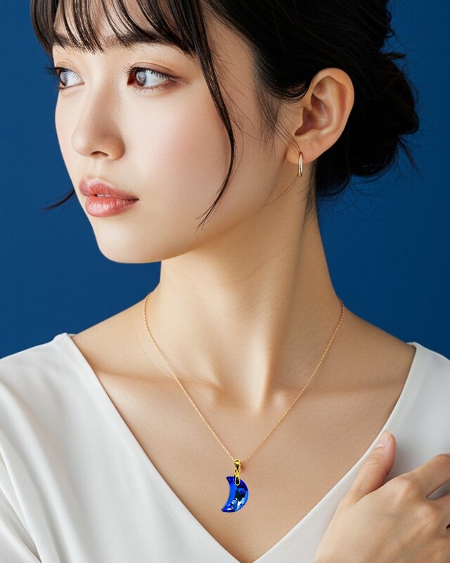 青の境界】クリスタルガラスのBlue Moonネックレス 金具の色が選べます