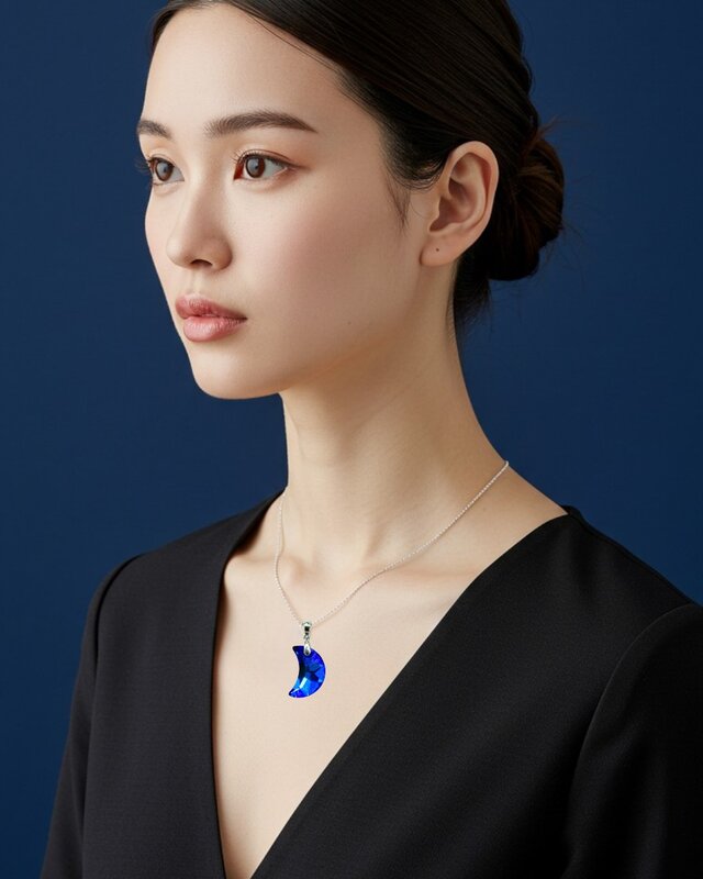 青の境界】クリスタルガラスのBlue Moonネックレス 金具の色が選べます