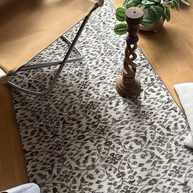 120×203 アンティークレッド　擦れ　草花ボタニカル　トルコヴィンテージラグ 88×195 セピアカラー 草花サークルボタニカル トルコ